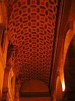 Lyon, Abbaye d'Ainay, Travee, Plafond  du 19eme (1)